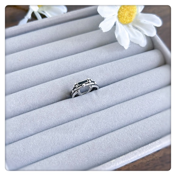 ✨NEW LAUNCH✨925 stamped silver Super Cool style adjustable ring for women girl - Picture 2 of 8